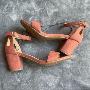 Women's Tan Sandals